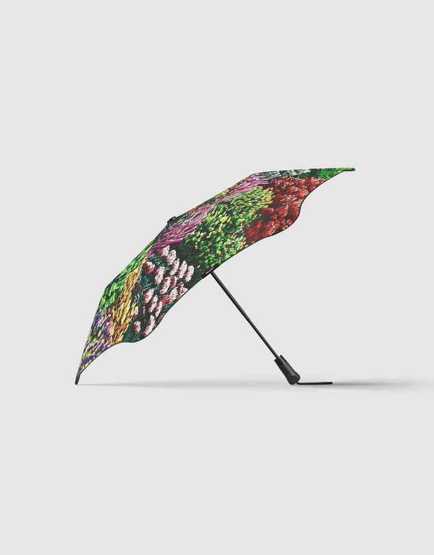 BLUNT Umbrellas - BLUNT Metro Karl Maughan
