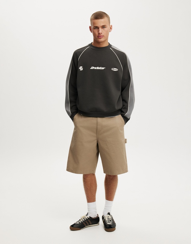 Cotton On - Box Fit Graphic Crew Sweater