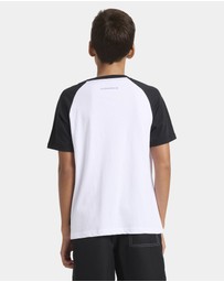 Quiksilver - Boys 8 to 16 Next Gen Raglan T-Shirt