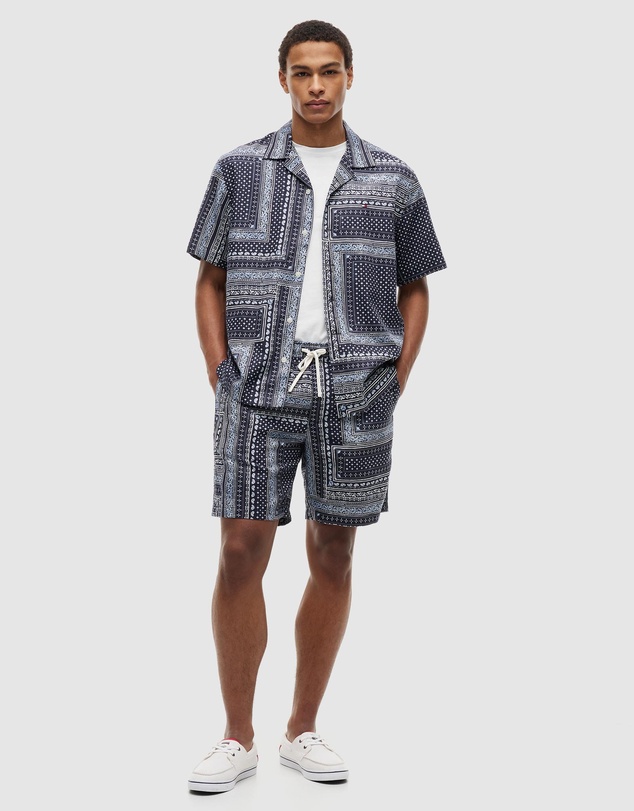 Tommy Hilfiger - Relaxed Fit Bandana Print Short Sleeve Shirt