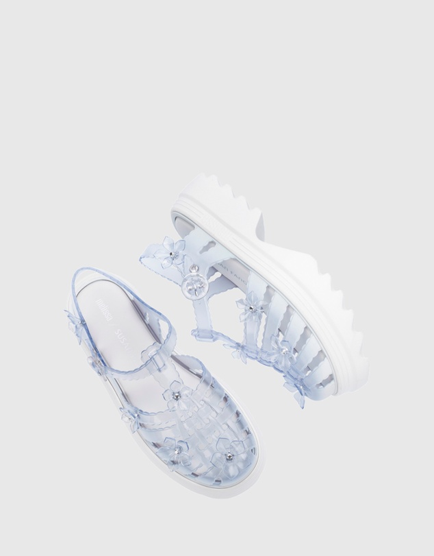 Melissa - Melissa Possession Platform + Susan Fang