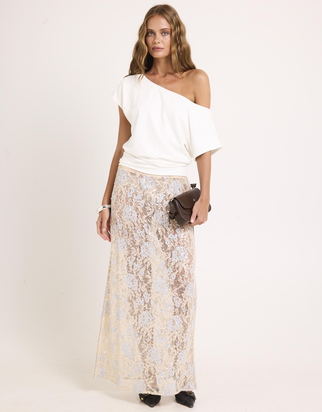 Alice In The Eve - Chrissy Off Shoulder Top