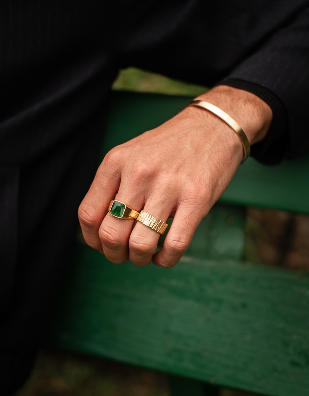 Kuzzoi - ICONIC EXCLUSIVE - Enamel Signet Ring in Gold-Plated 925 Sterling Silver