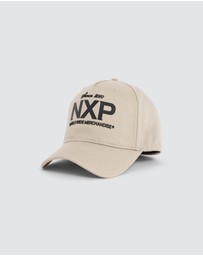 Nena & Pasadena - Essence Cap