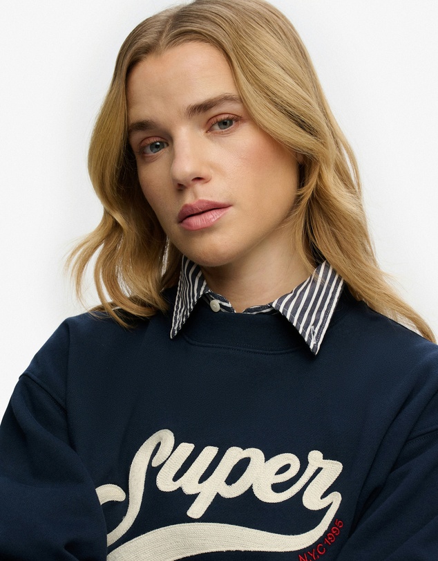 Superdry - Varsity Script Loose Crew