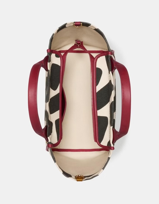 Kate Spade - Dash Giraffe Printed Canvas Tote Bag