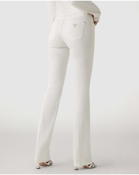 GUESS - Sexy Straight Jeans