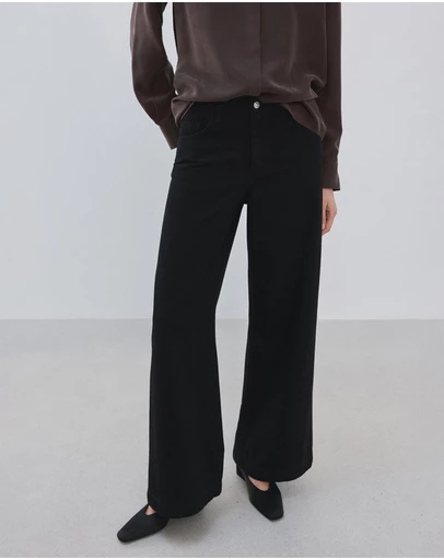 M.N.G - Wide Leg Mid-Rise Jeans