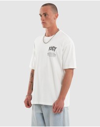 Kiss Chacey - Fallen Box Fit Tee
