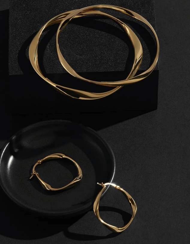Najo - Garden of Eden Yellow Gold Hoop Earring