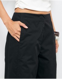 AERE - Organic Cotton Barrel Leg Trousers