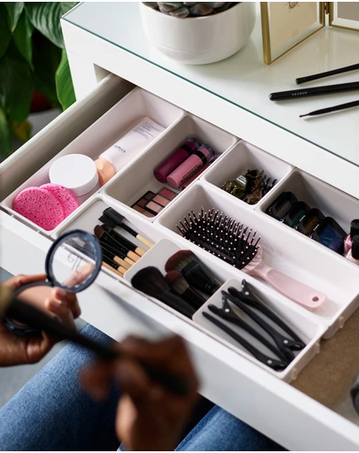 Joseph Joseph - Viva 7-piece Makeup Drawer Organiser Set (Shell)