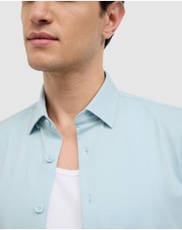 Politix - Travel Performance Short Sleeve Shirt