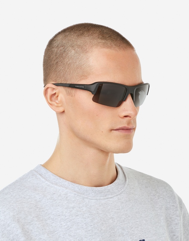 Hawkers Co - HAWKERS - BAT - POLARIZED BLACK DARK Sunglasses for Men and Women UV400