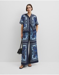 Country Road - Scarf Print Short Sleeve Shirt