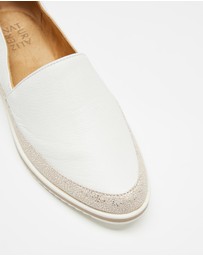 Naturalizer - Beale Slip-On Sneaker - White Crackle