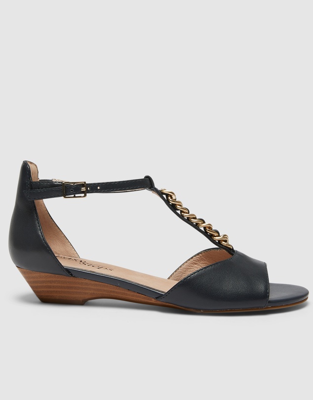 Vince by Easy Steps Online | THE ICONIC | Australia