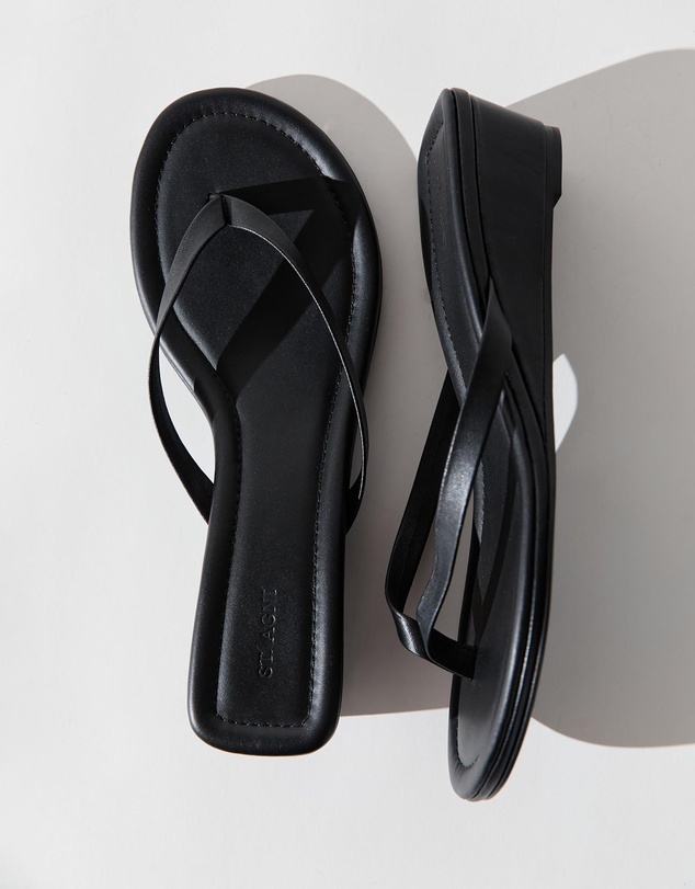 St. Agni - Thong Wedge