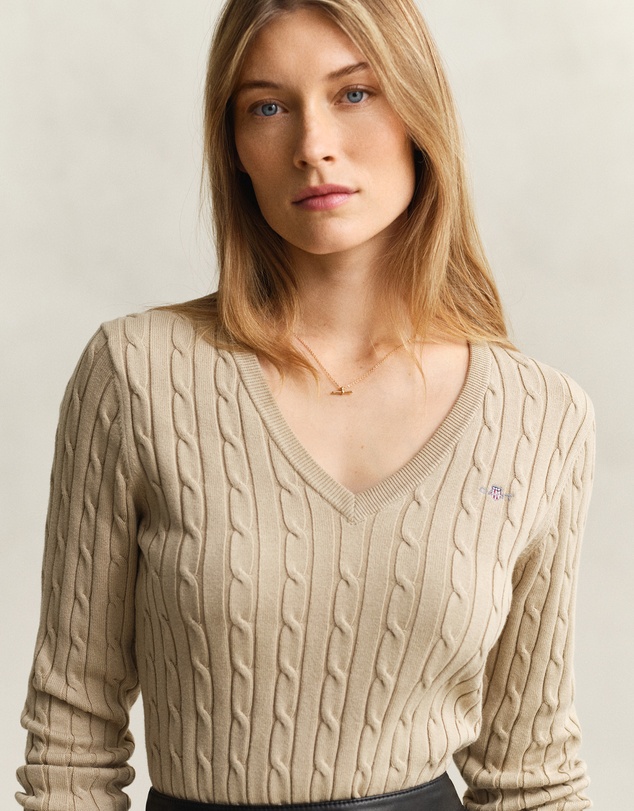 Gant - Stretch Cotton Cable V-Neck Knit