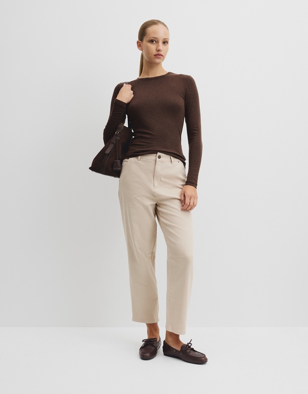 Country Road - Crop Curve Jean
