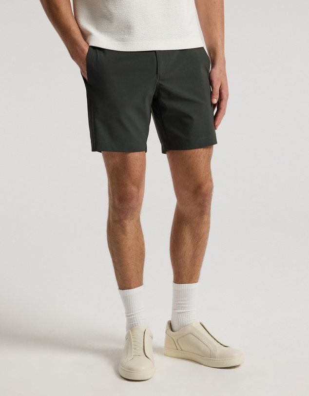 Calibre - Performance Shorts Khaki
