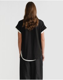 Decjuba - D-Luxe Half Moon Tee