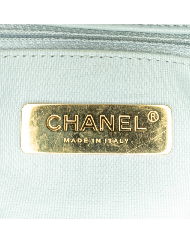 Pre-Loved by Azura Reborn - Pre-Loved chanel Leather Shoulder Bag with Chain Detail and Quilted Design