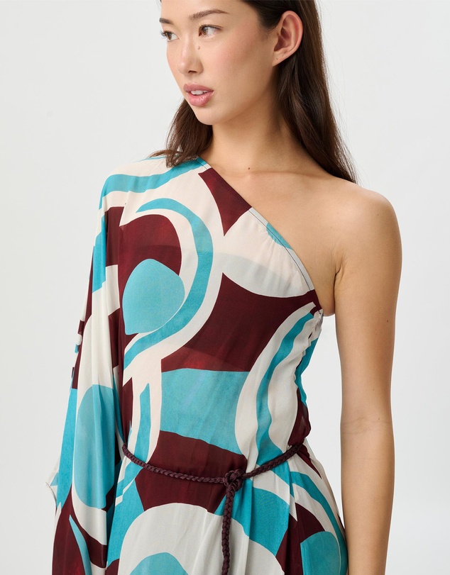 ROAME. - Celina Kaftan