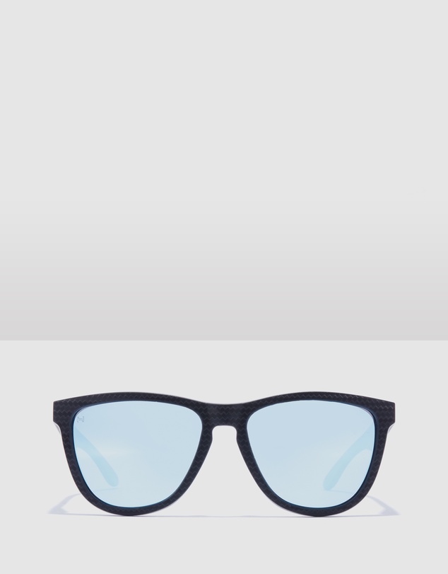 Hawkers Co - HAWKERS - Polarized Blue Chrome ONE RAW CARBONO Sunglasses for Men and Women UV400