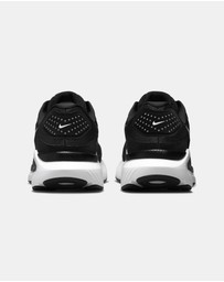 Nike - Structure 26 - Women's