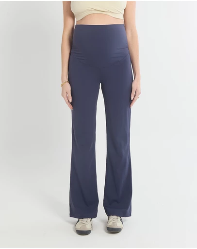Soon Maternity - Straight Flare Overbelly Leggings