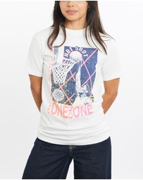 Vintage by The Real Deal - Pre Loved - Vintage 90s Hot Shot Basketball Tee