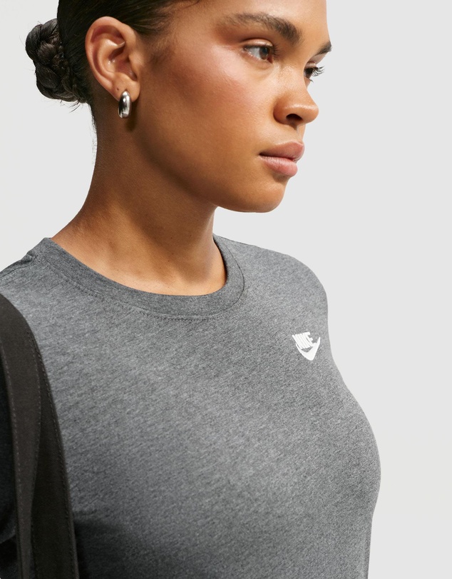 Nike - Sportswear Club SS Tee