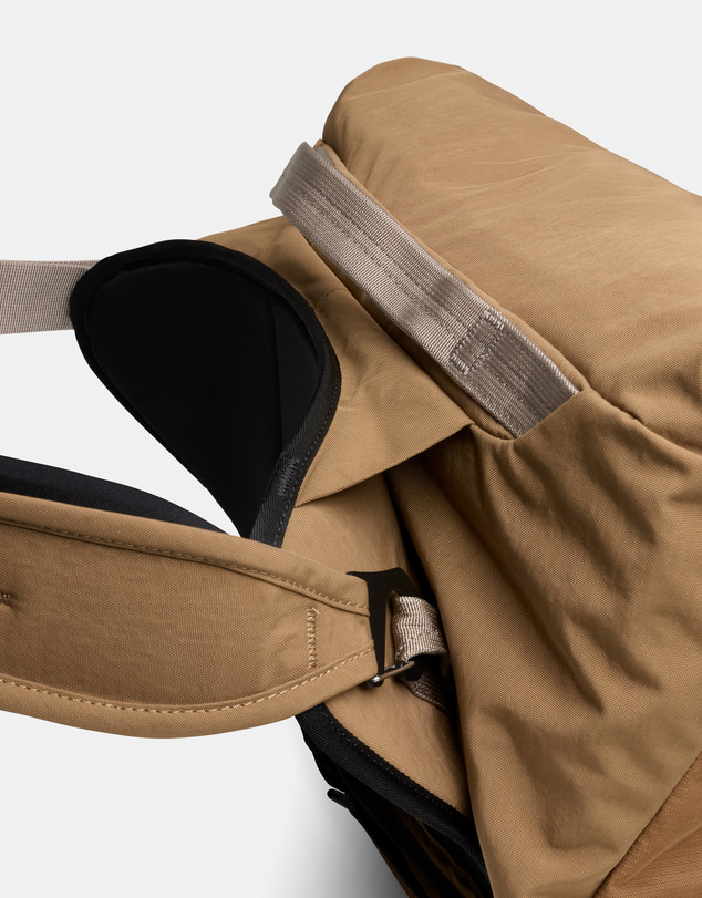 Bellroy - Venture Messenger 16