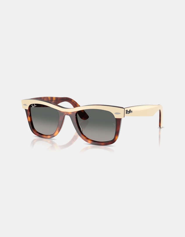 Ray-Ban - Wayfarer