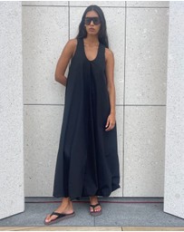 Minima Esenciales - Luna Cotton Bubble Hem Maxi Dress
