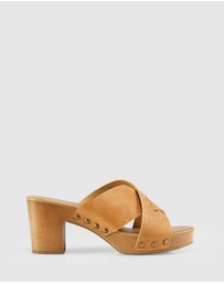 Belle & Bloom - Midtown Clog Mule - Tan
