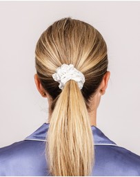 SILK MAGNOLIA - Pure Silk Scrunchie