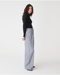 Forcast - Alice Cut Out Knit