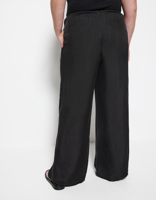 Commonry - Trish Pant