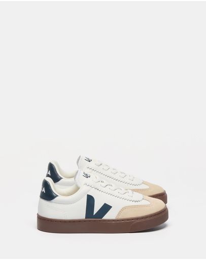 White, Nautico & Bark