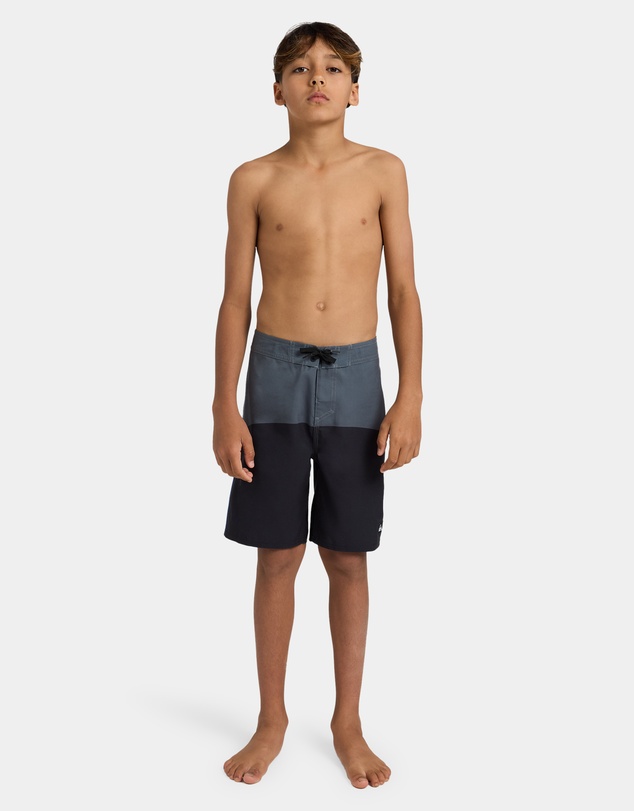 Quiksilver - Boys 8 to 16 Everyday Billboard 17