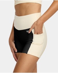 RVCA - Womens Essential Pocket Sport Shorts