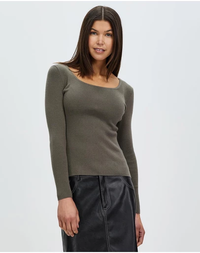 Honey and Beau - Round Neck Base Top
