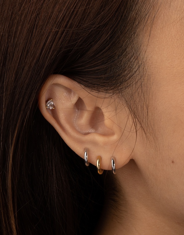 Wanderlust + Co - Classic Silver 7mm Baby Huggie Earrings