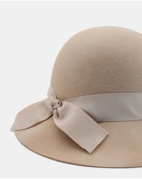 Morgan & Taylor - Julietta Wool Felt Cloche Hat in Beige Sand