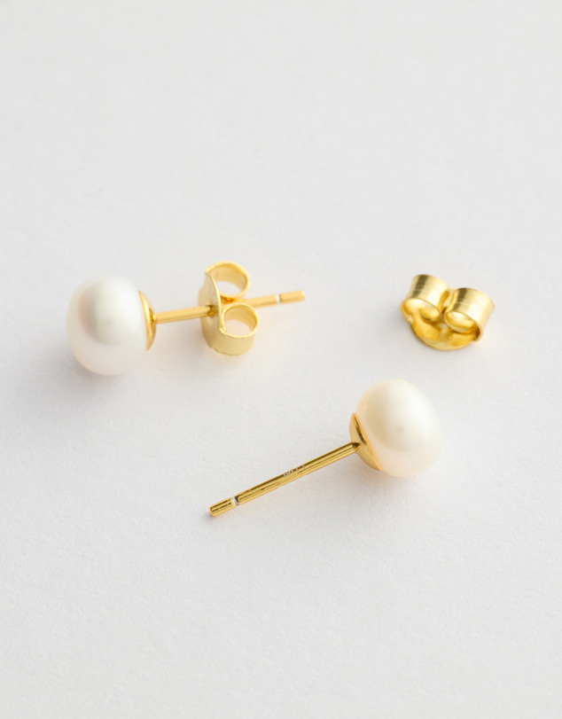 Moira Hughes - The White Label - Freshwater Pearl Studs