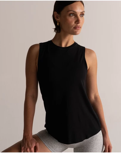 HyperLuxe The Label - Tank Top