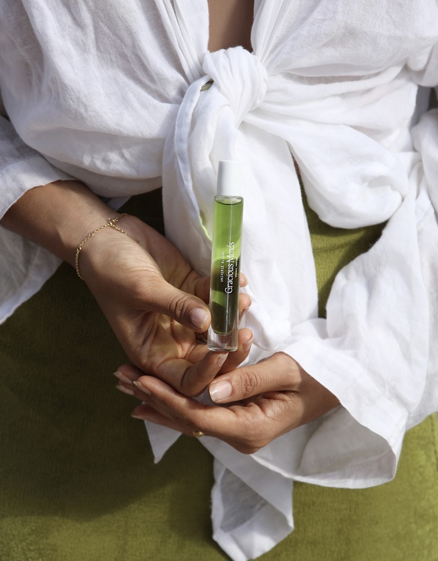 Gracious Minds - Universe Aligns Organic Perfume
