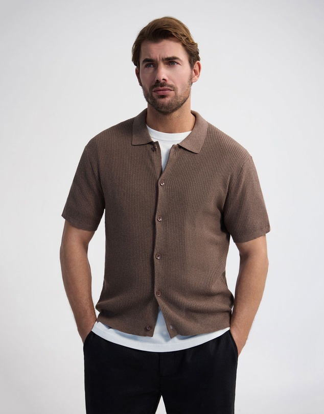 Oxford - Atlas Button Front Knit
